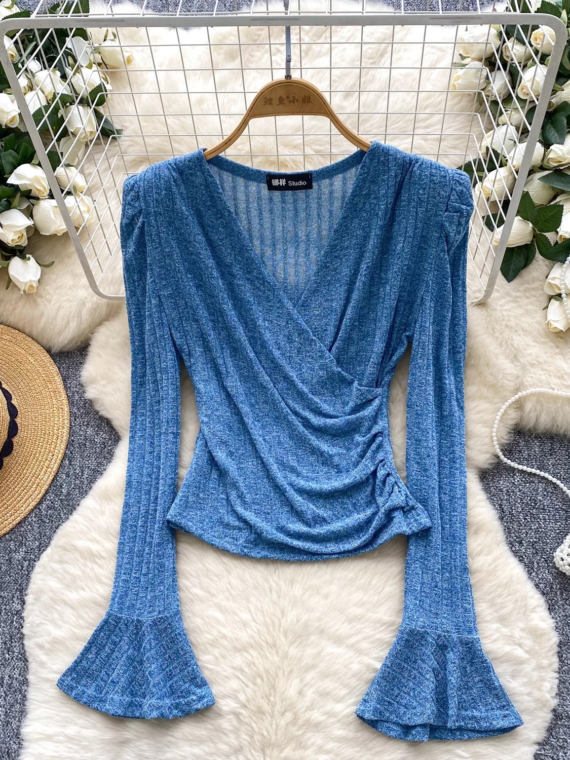 Young and free top CTO1080 images